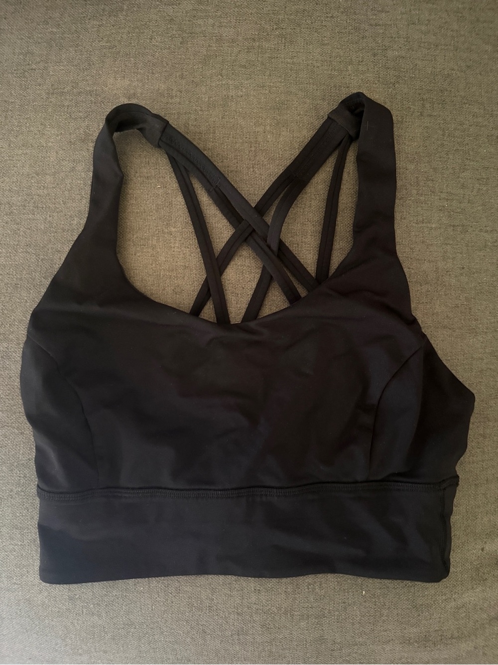 Black lululemon athletica Strappy Sports Bra — size 4